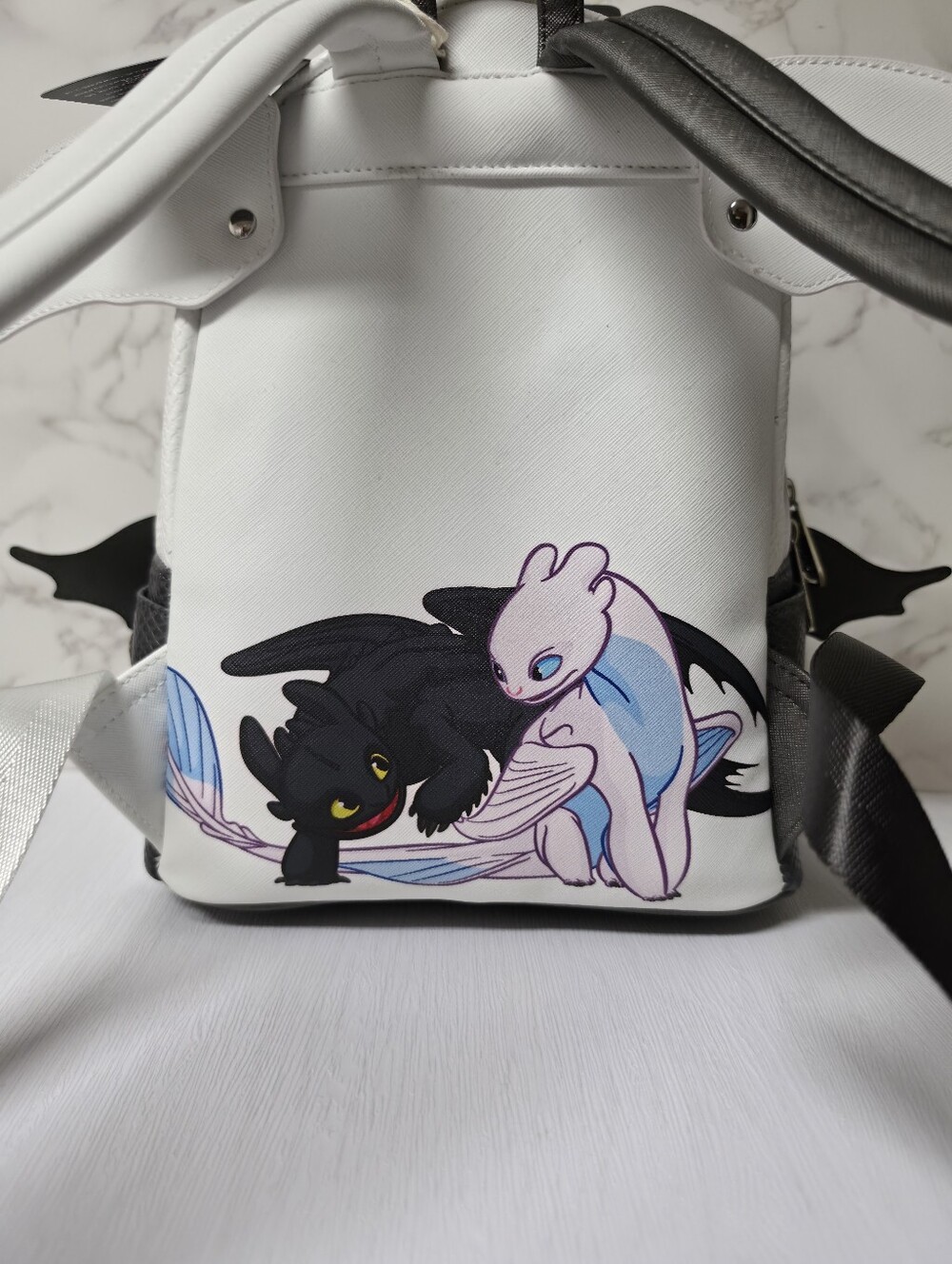 Loungefly DreamWorks How to Train Your Dragon Toothless and Light Fury - Picture 5 of 9